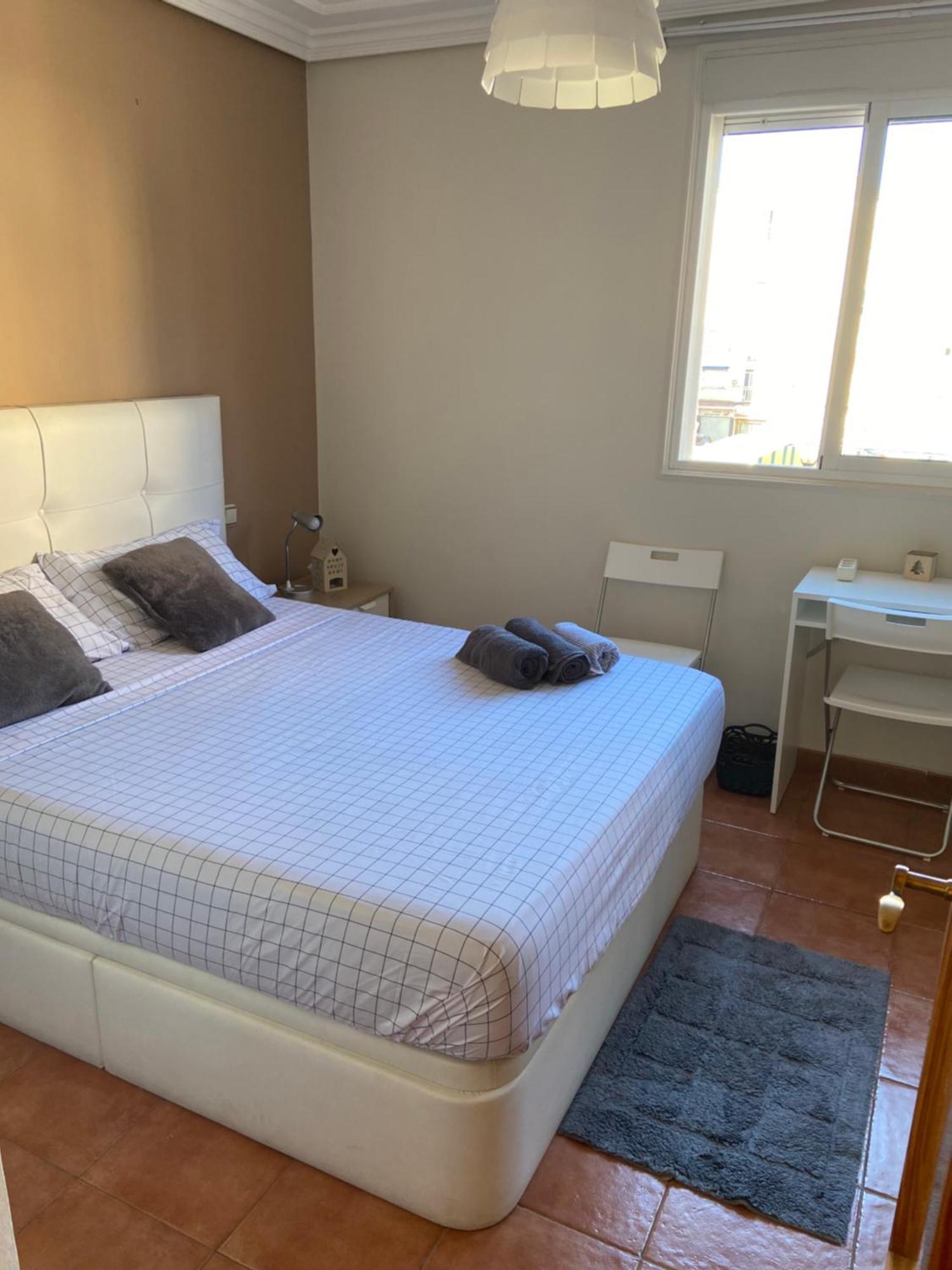 Habitacion Con Cama Matrimonial En Малага Экстерьер фото